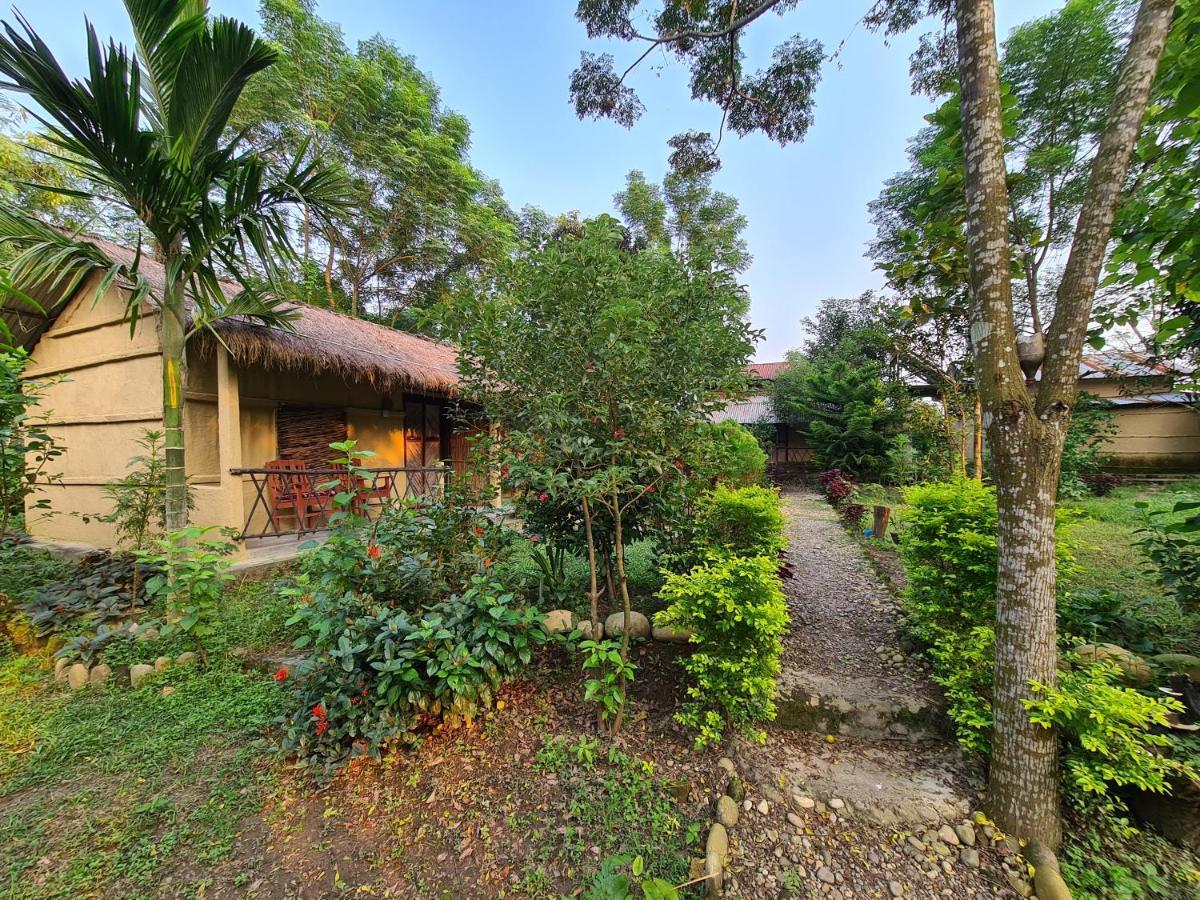 Chital Lodge Chitwan Exterior photo