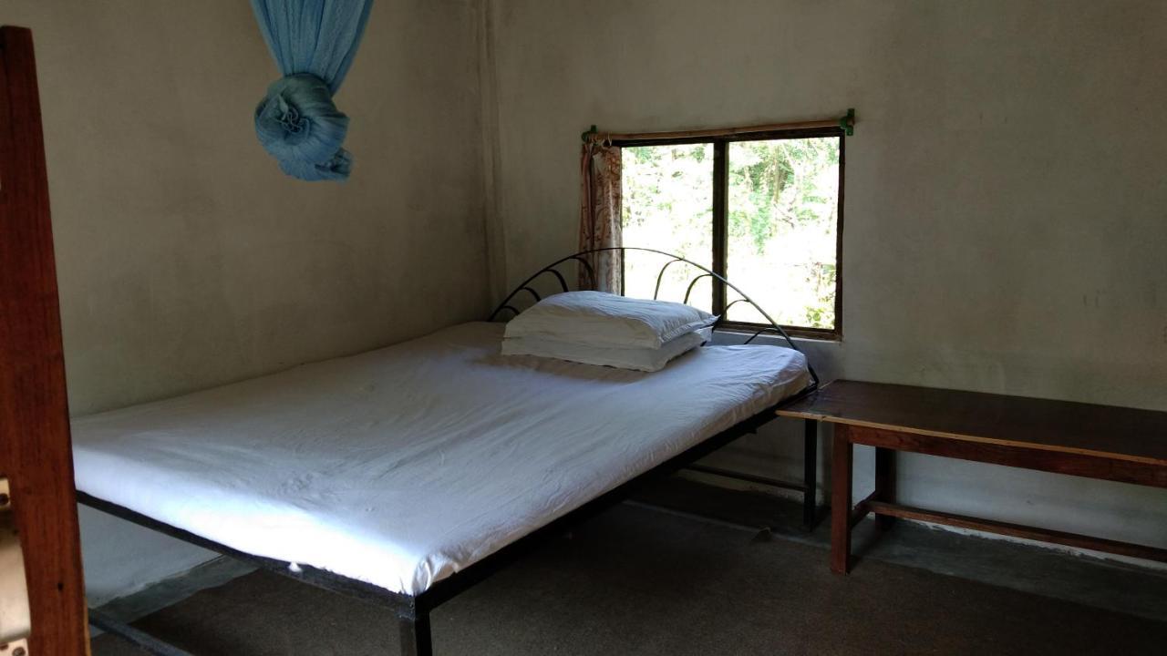 Chital Lodge Chitwan Exterior photo